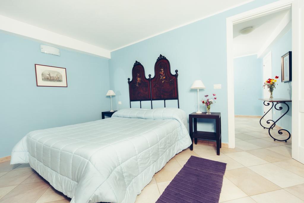 Bed and Breakfast Blu Боза Номер фото